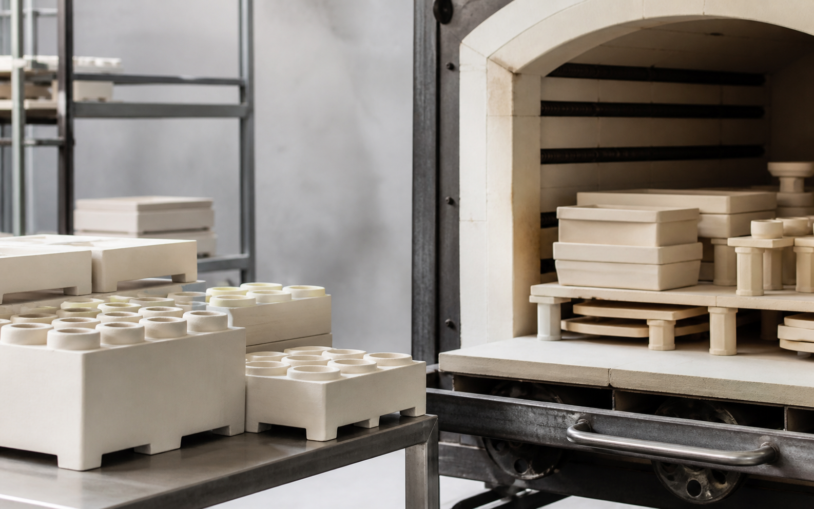 Kiln Furniture Selection for Electronic Ceramics